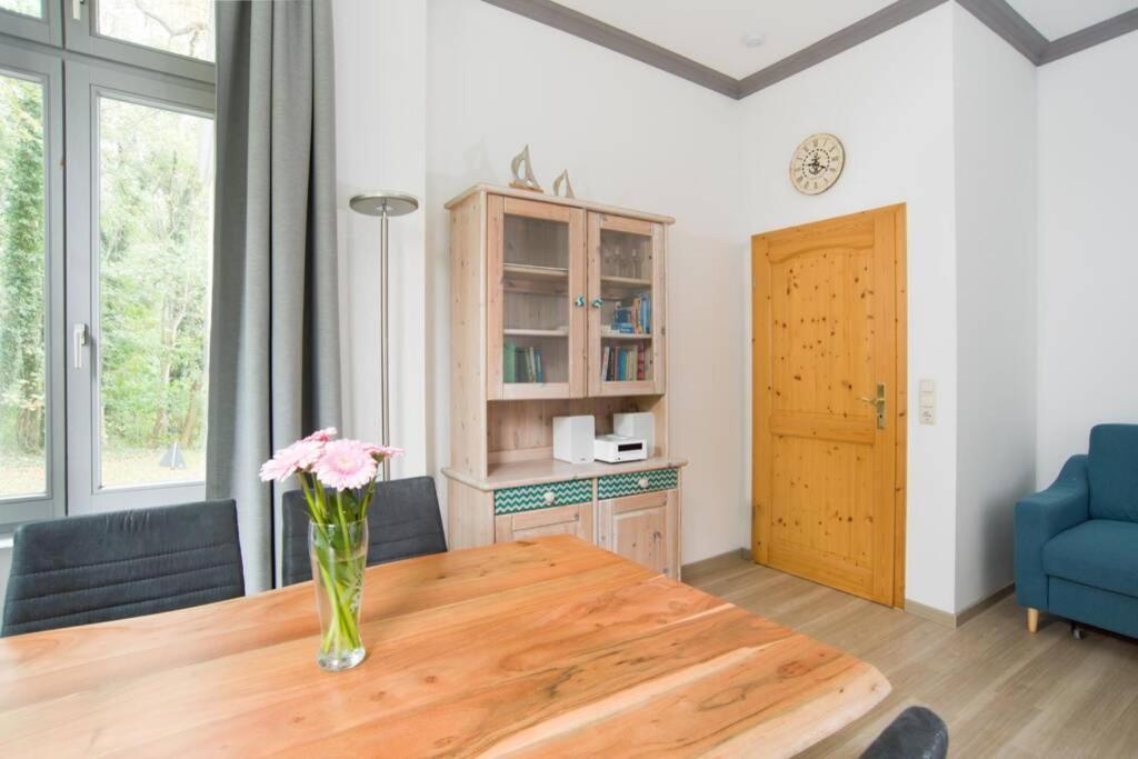Adlerhorst Im Haus Seeadler 치노비츠 외부 사진